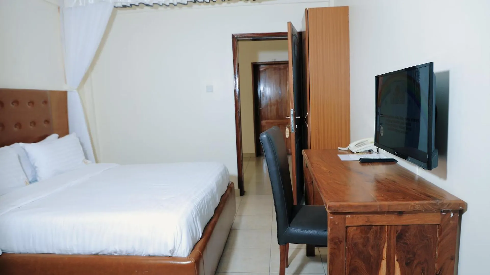 Kadaali Guesthouse Kampala 0*,
